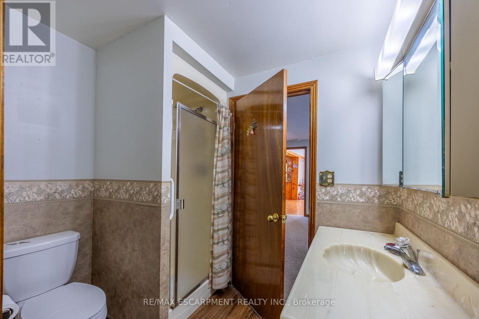 1032 MAIN STREET - 14