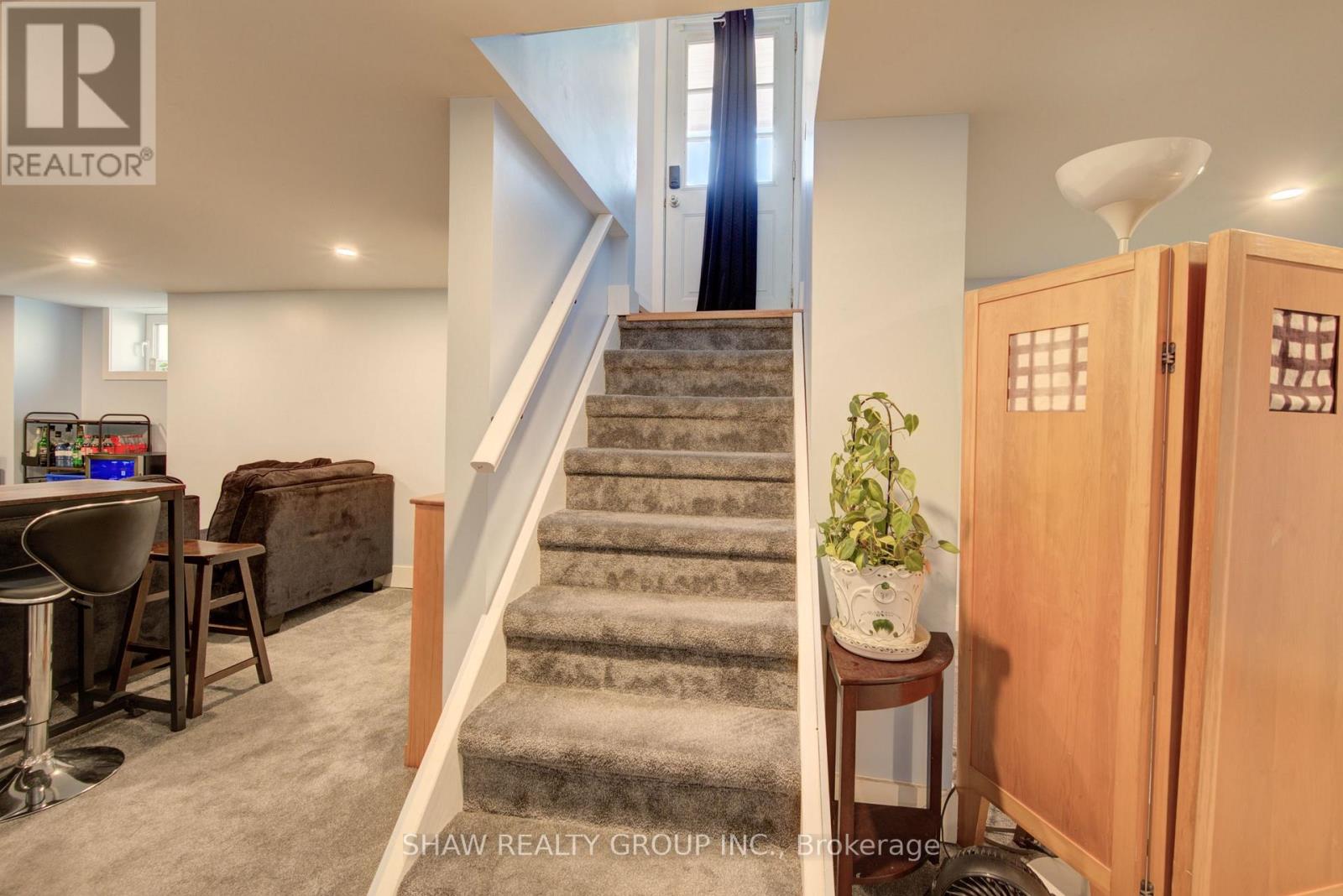 97 FRANCIS STREET - 24