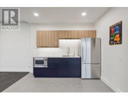 J202 - 155 Frobisher Drive, Waterloo, ON N2V2E1 Photo 6