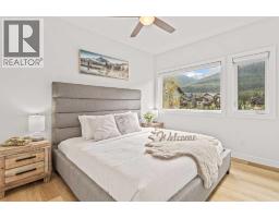 202g, 209 Stewart Creek Rise, Canmore, AB T1W0N9 Photo 16