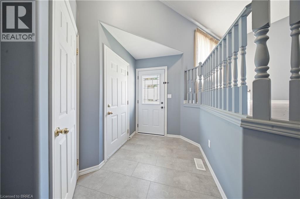 114 DONEGAL Drive - Image 4