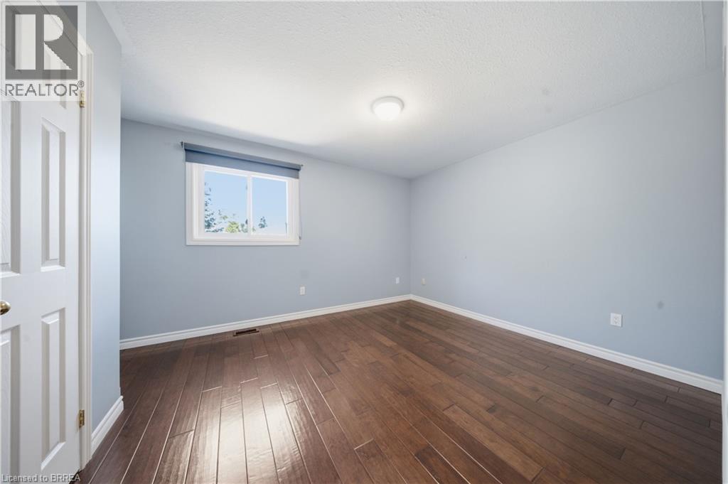 114 DONEGAL Drive - Image 14