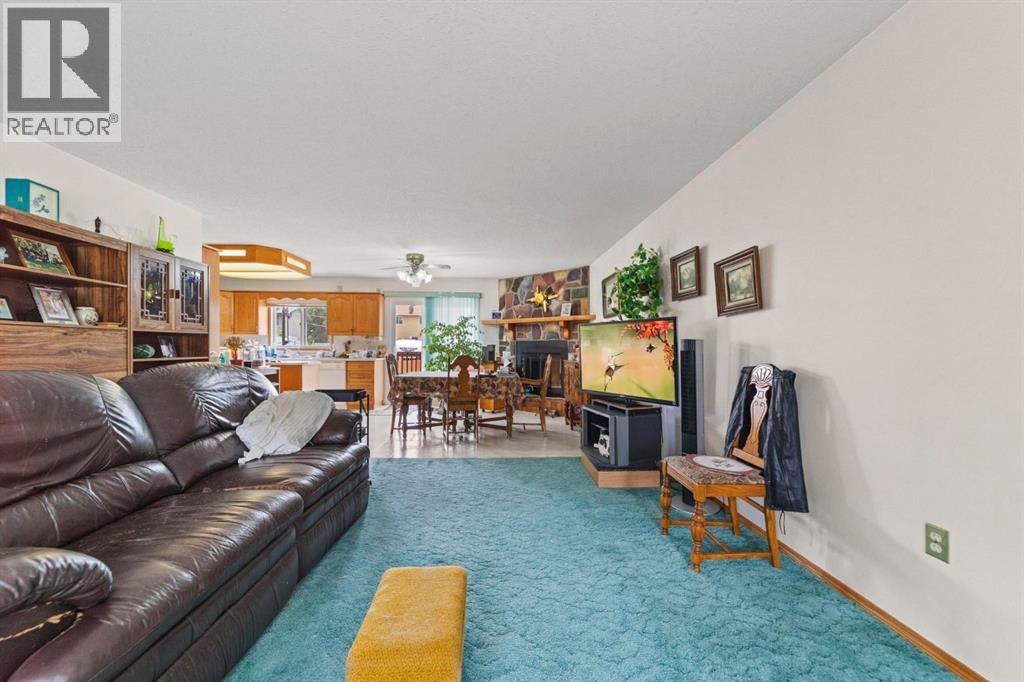 6209 34 Avenue - 5