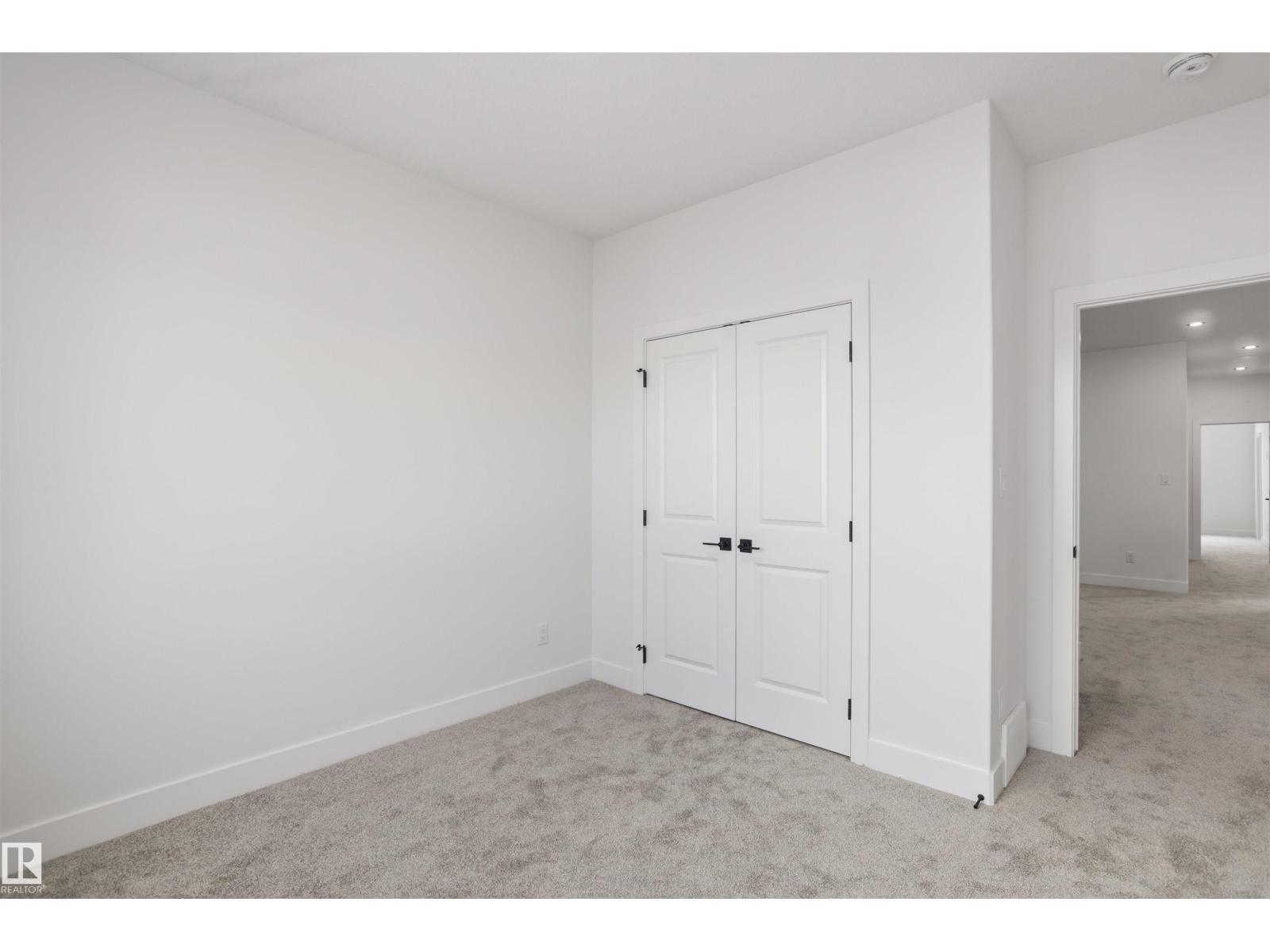 24 Munn WY - Image 26
