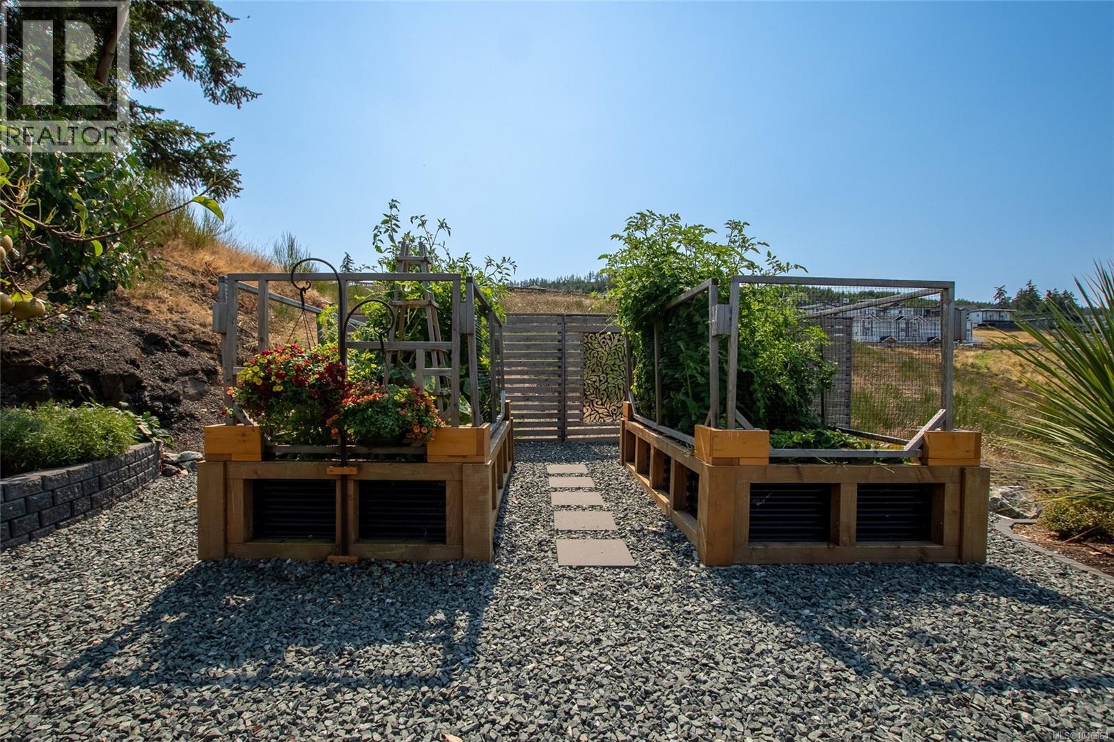 6218 Highwood Dr - Image 50