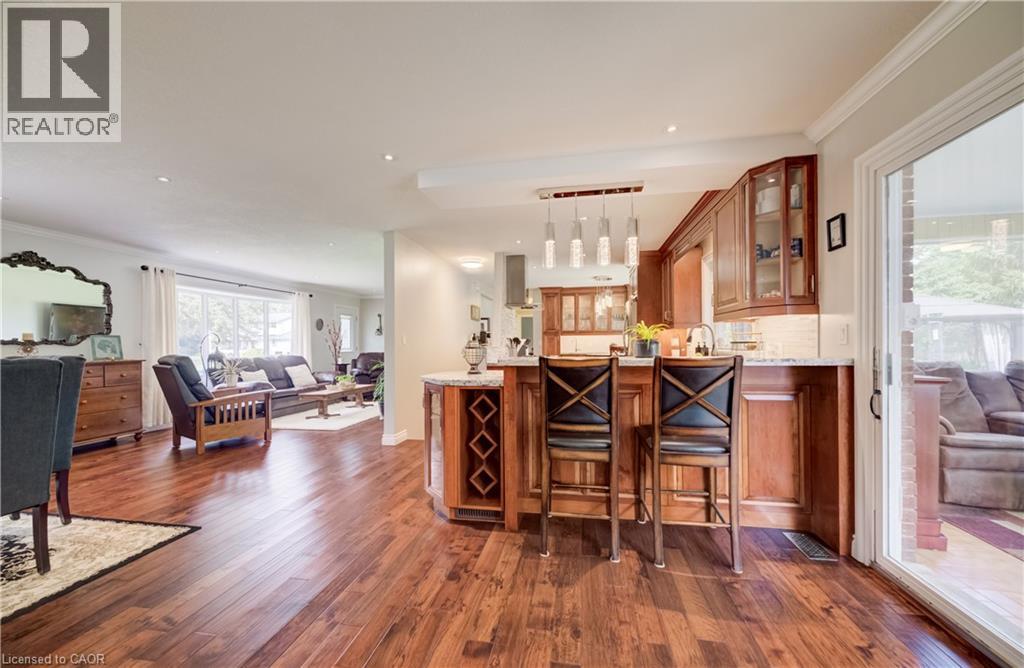 44 OAKWOOD Drive - Image 20