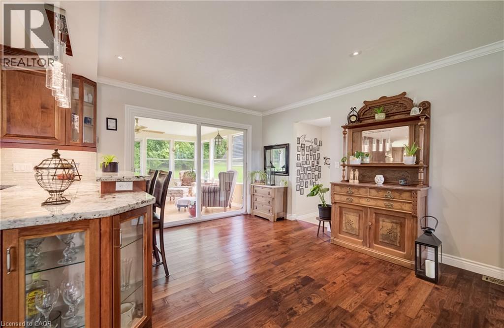 44 OAKWOOD Drive - Image 21