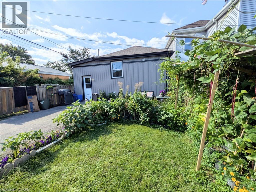 7 CAMPBELL Avenue - Image 26