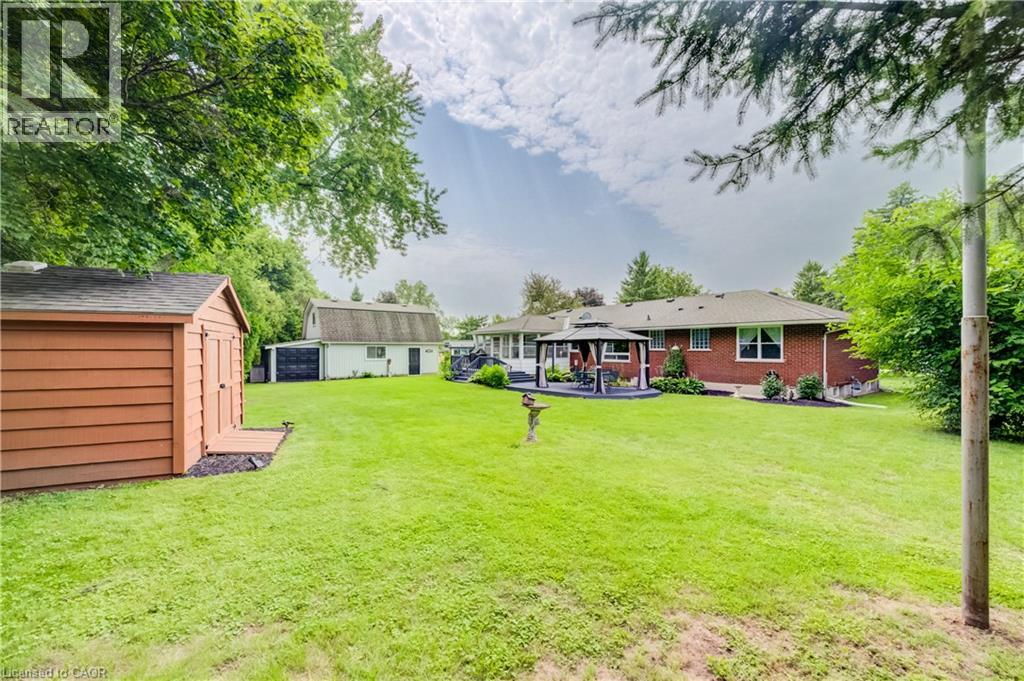 44 OAKWOOD Drive - Image 10