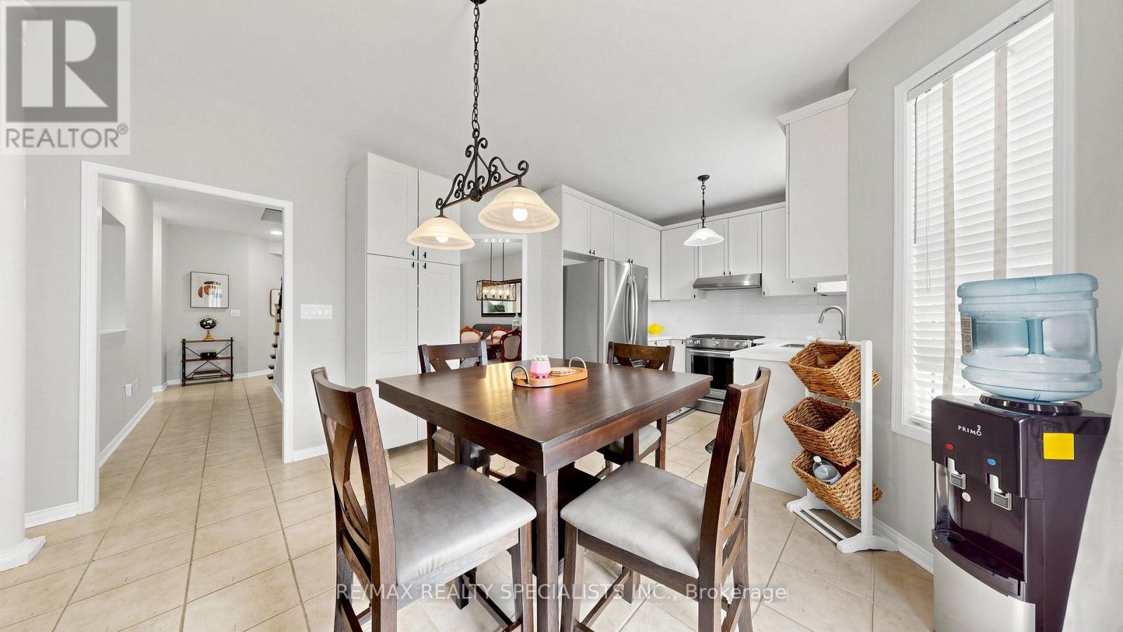 176 ROYAL VALLEY DRIVE - 13