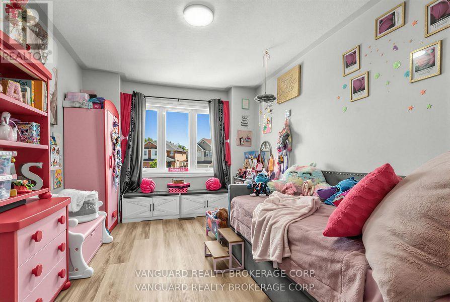 111 GRAPEVINE ROAD - 18