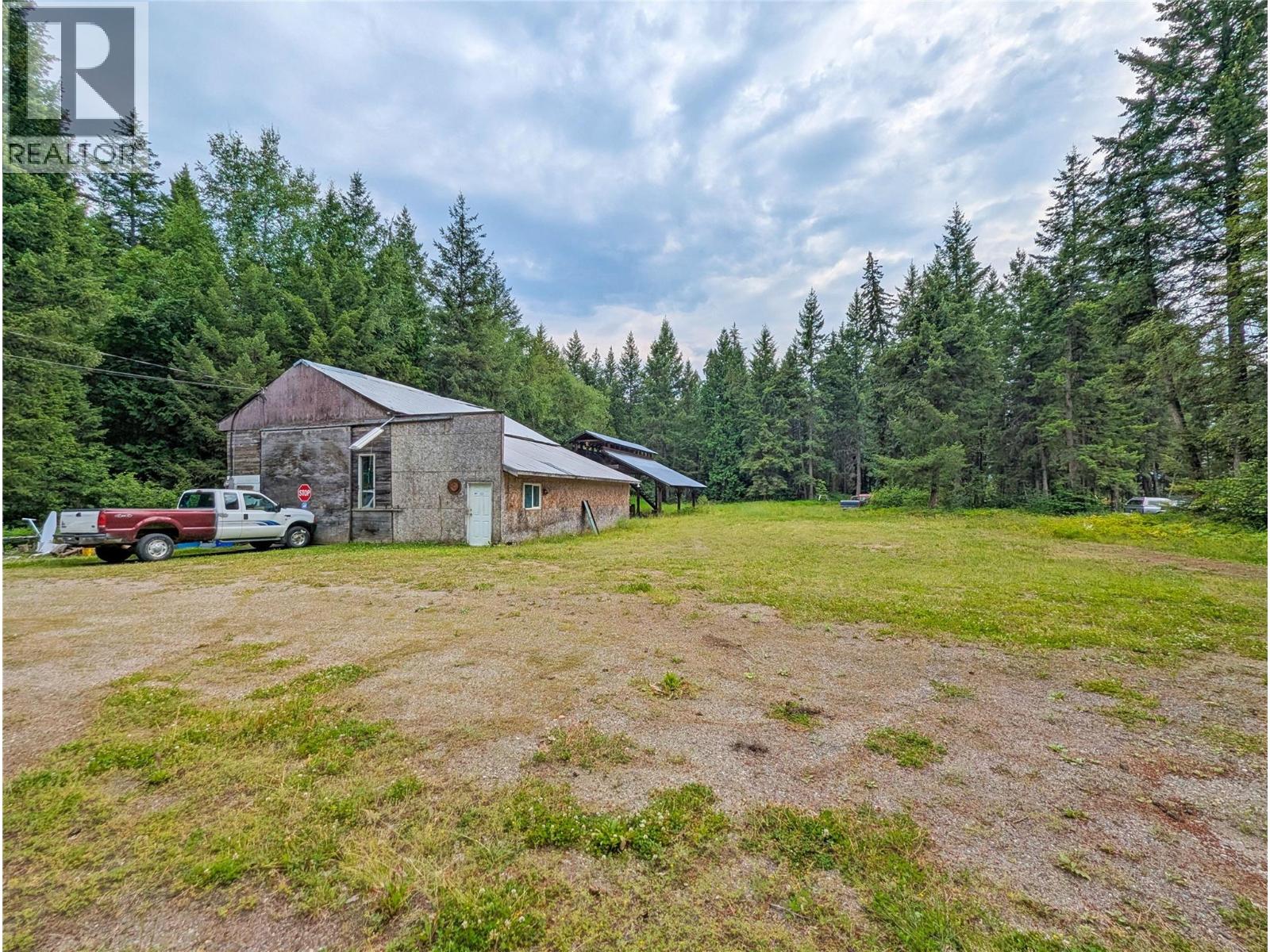 332 Schmidt Road - 24