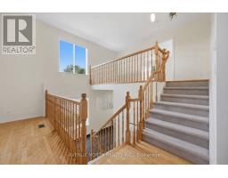 141 Gladeview Private, Ottawa, ON K1T4C4 Photo 22