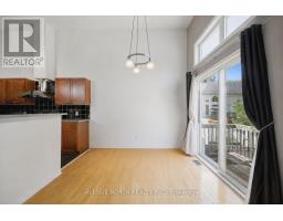 141 Gladeview Private, Ottawa, ON K1T4C4 Photo 10