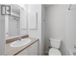 141 Gladeview Private, Ottawa, ON K1T4C4 Photo 34