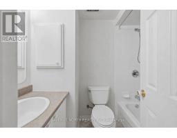 141 Gladeview Private, Ottawa, ON K1T4C4 Photo 35