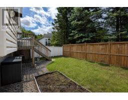 141 Gladeview Private, Ottawa, ON K1T4C4 Photo 41