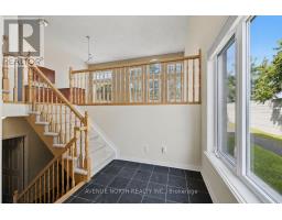 141 Gladeview Private, Ottawa, ON K1T4C4 Photo 8