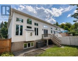 141 Gladeview Private, Ottawa, ON K1T4C4 Photo 44