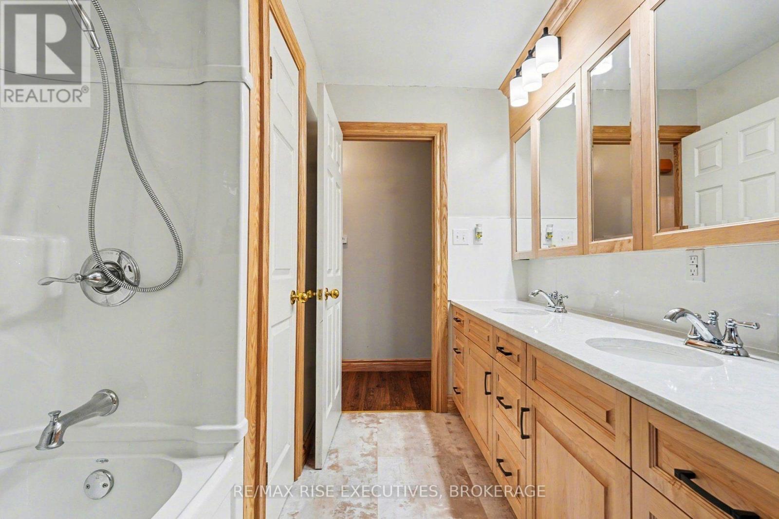 715 HANNA ROAD - Image 16