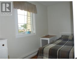 221 Marine Drive thumbnail 27