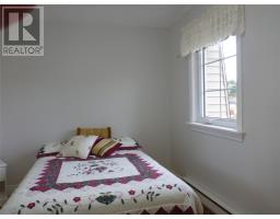 221 Marine Drive thumbnail 31