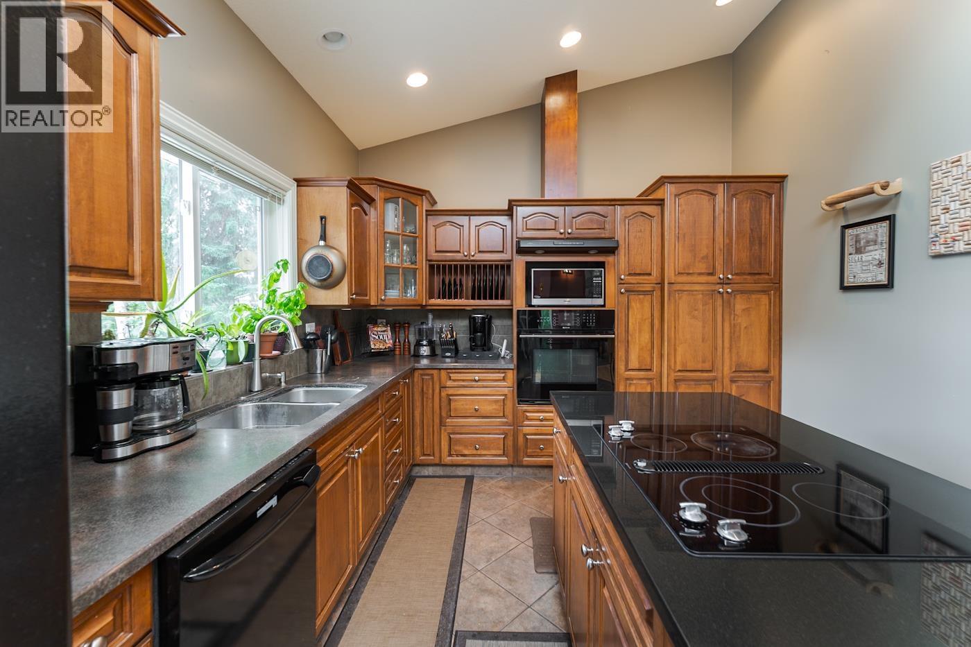 Photo 8 of 32 — 7756 NORTH NECHAKO ROAD · Prince George, BC