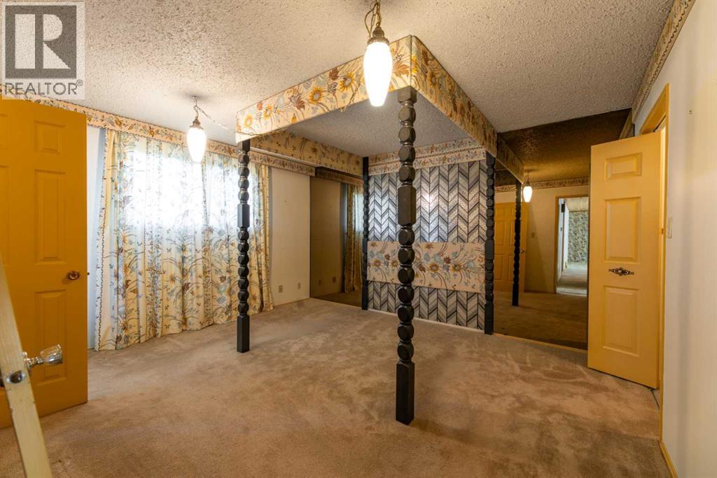 548 Mountain Street - 15