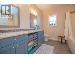 6137 Line 17 Road, Magna Bay, BC V0E1M7 Photo 41