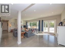 6137 Line 17 Road, Magna Bay, BC V0E1M7 Photo 38