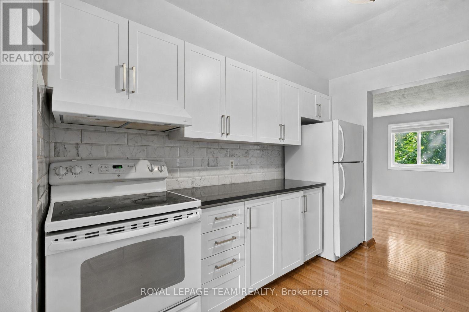 #100 78 CASTLEGREEN PRIVATE - Image 8