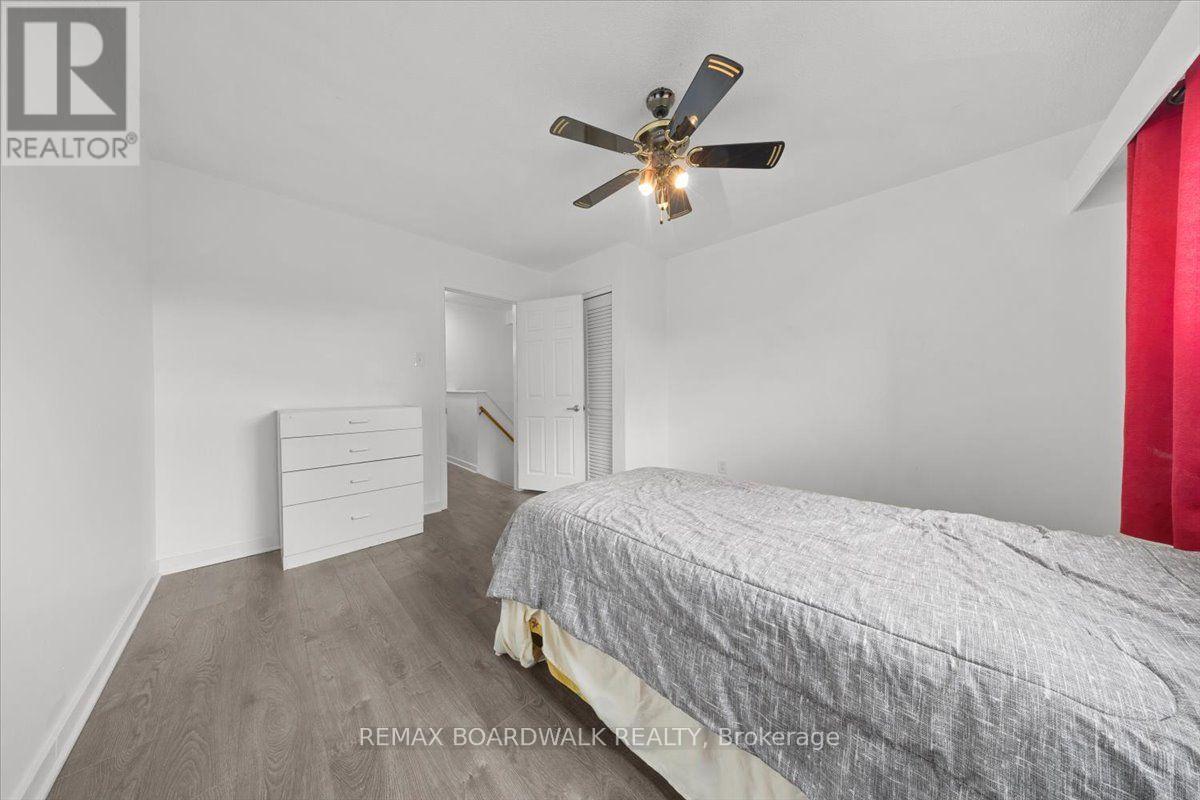 1864 LENESTER AVENUE W - Image 23