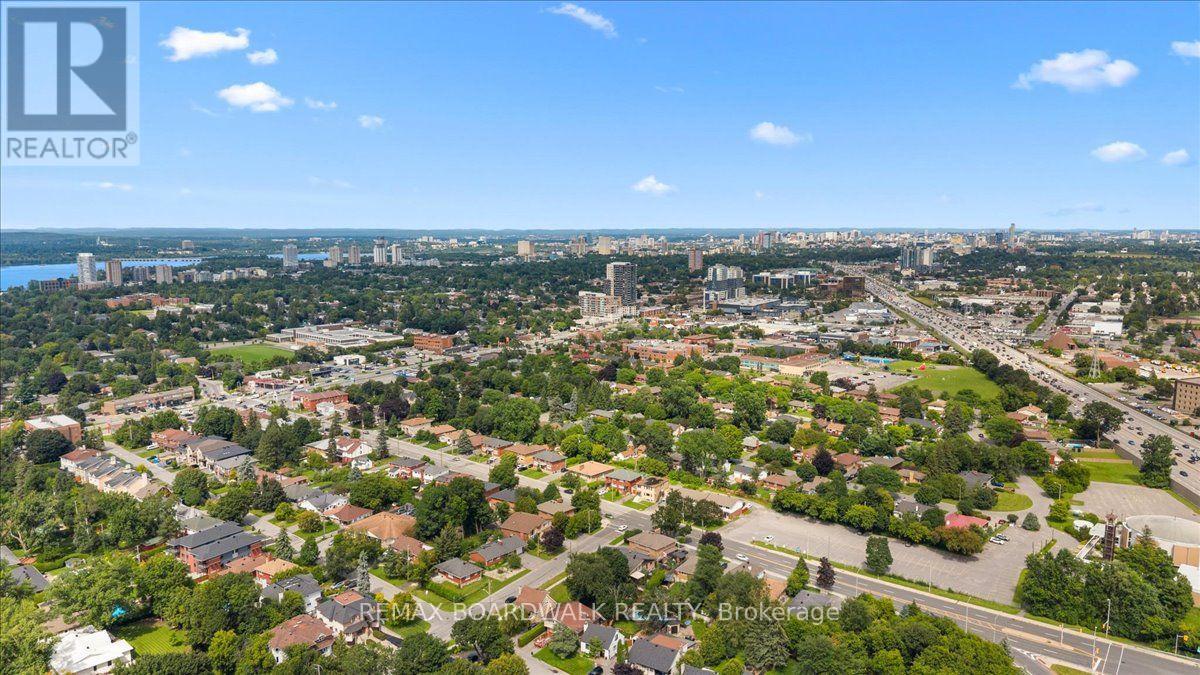 1864 LENESTER AVENUE W - 43