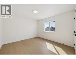 6393 Grant Street, Burnaby, BC V5B2K7 Photo 39
