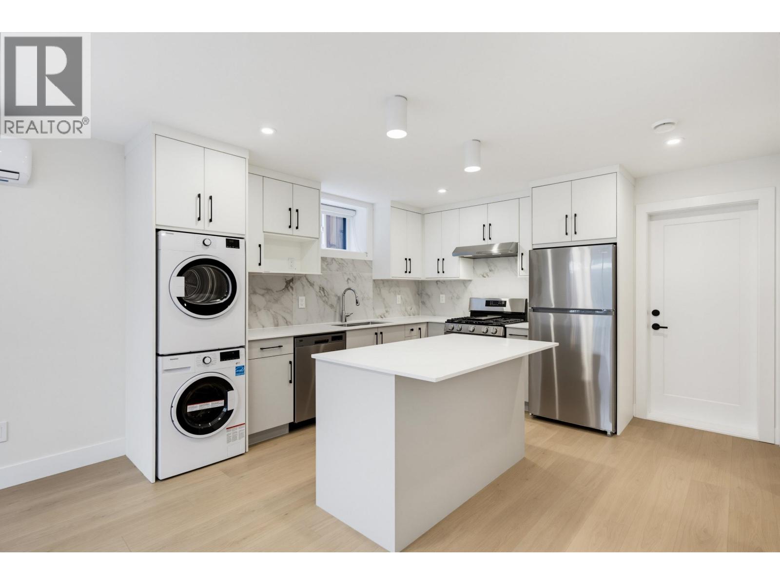 6393 GRANT STREET, Burnaby