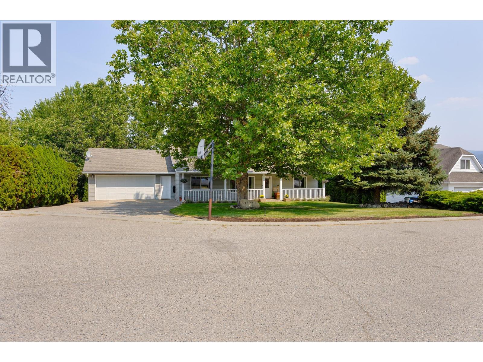 2735 Northview Place - 2
