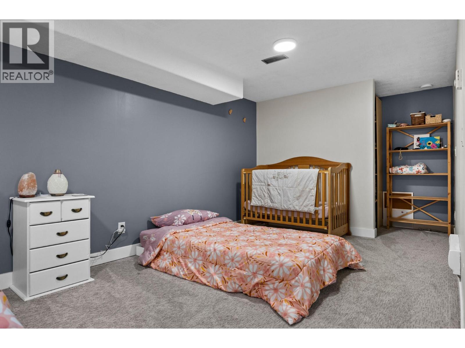 2735 Northview Place - Image 33