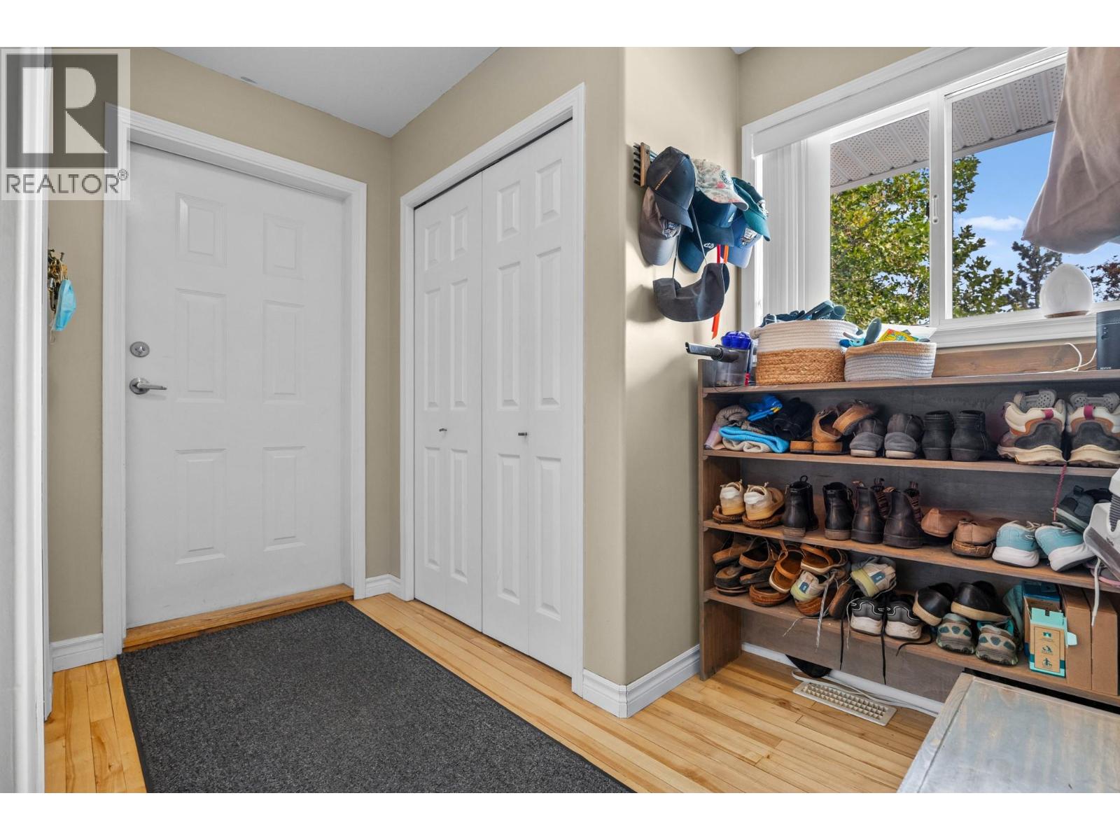2735 Northview Place - Image 25