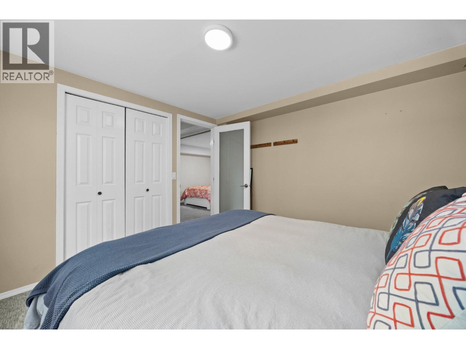 2735 Northview Place - 37