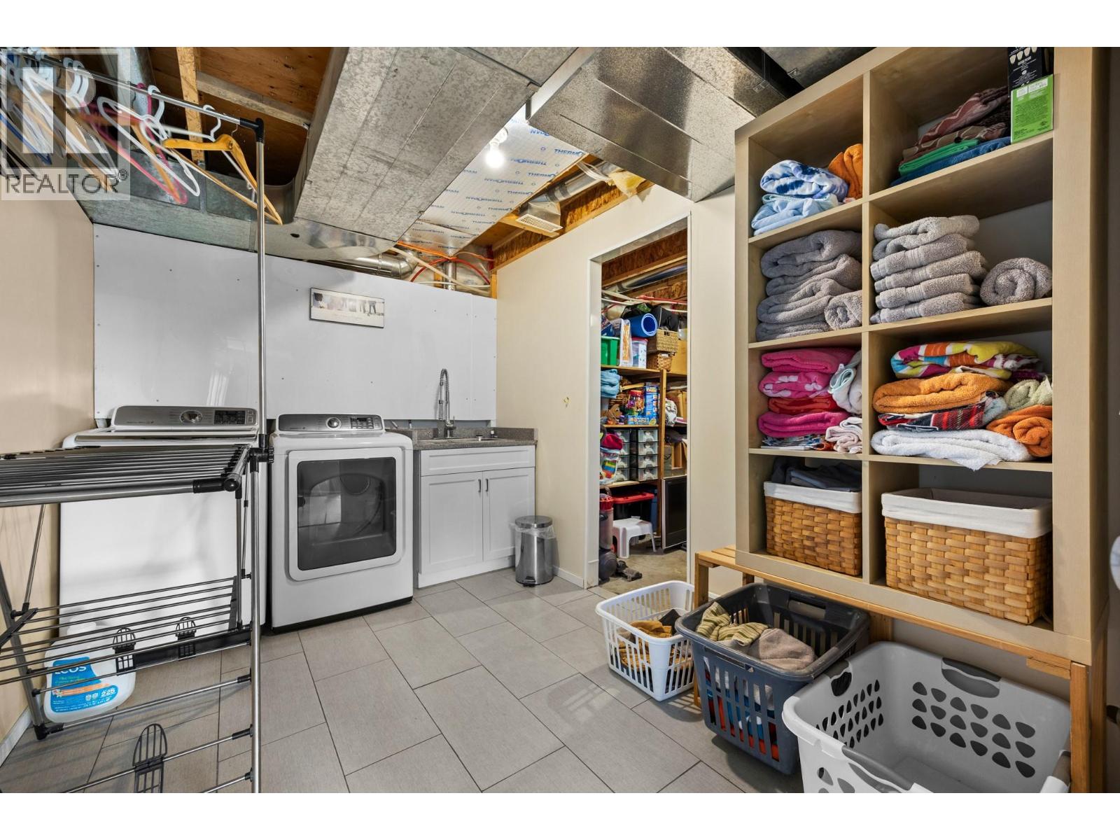 2735 Northview Place - 44