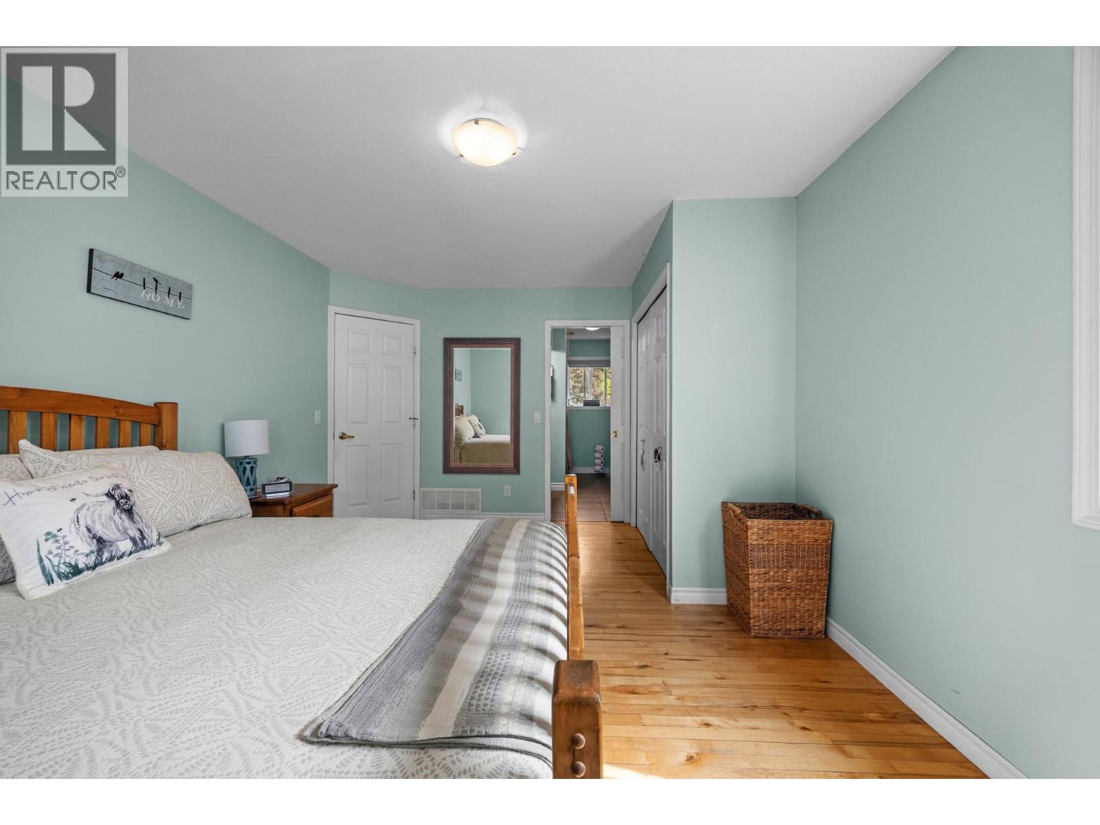 2735 Northview Place - Image 69