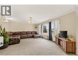 115 Second Street, Salmo, BC V0G1Z0 Photo 17
