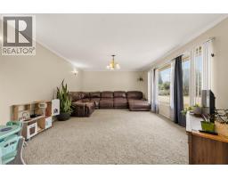 115 Second Street, Salmo, BC V0G1Z0 Photo 18