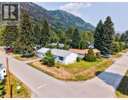 115 Second Street, Salmo, BC V0G1Z0 Photo 64