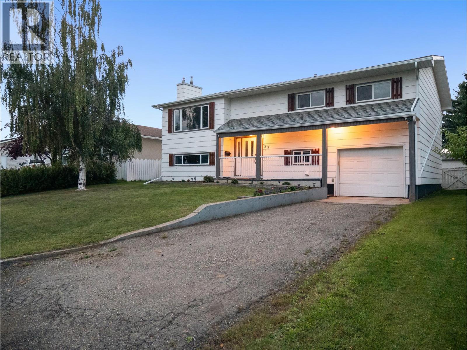 1312 92 Avenue - 32