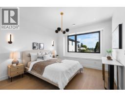 1 6682 Napier Street, Burnaby, BC V5B2C3 Photo 14