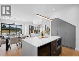 1 6682 Napier Street, Burnaby, BC V5B2C3 Photo 8