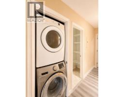 1625 Parkway Blvd, Coquitlam, BC V3E3M7 Photo 8