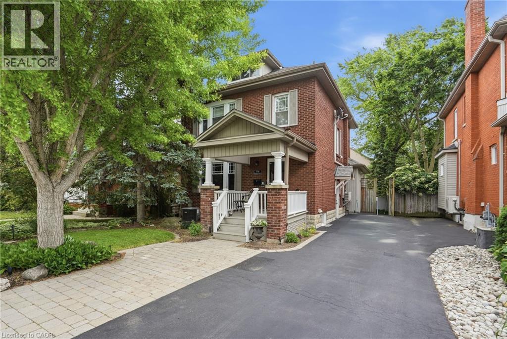 2116 CAROLINE Street - 2
