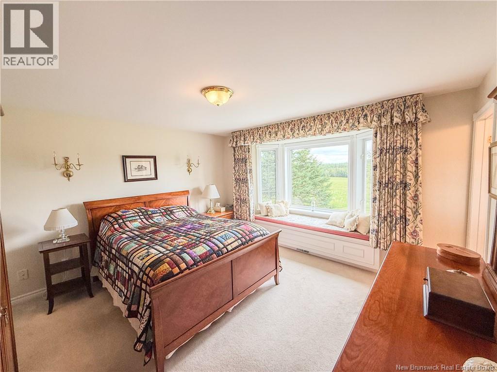 36 Meredith Drive - Image 17